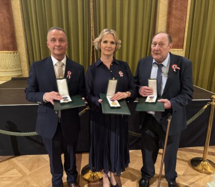 Rangos díjak a Játékszín tagjainak